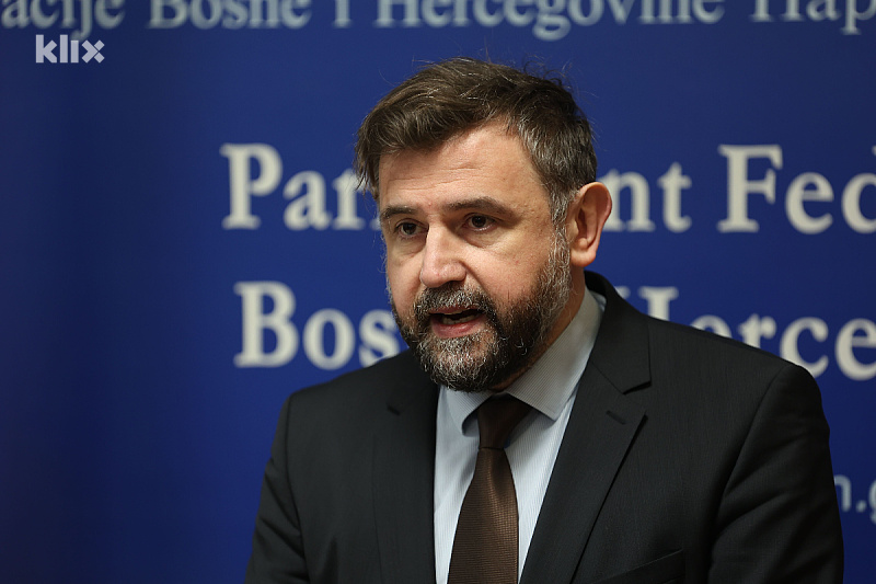 Dennis Gratz (Foto: FENA)