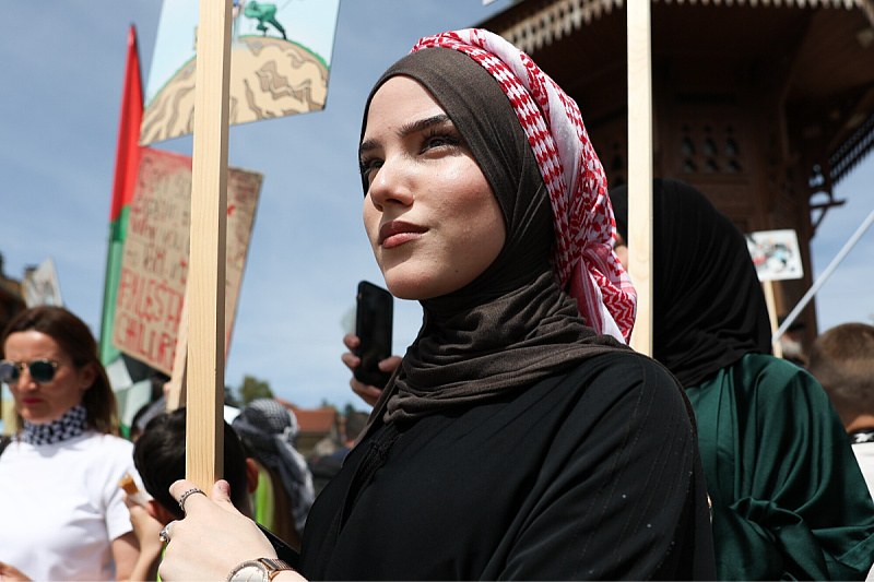 Mirna šetnja za Palestinu (Foto: I. L./Klix.ba)