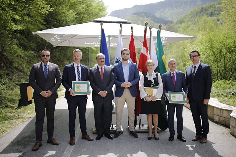 Čengić s ambasadorima