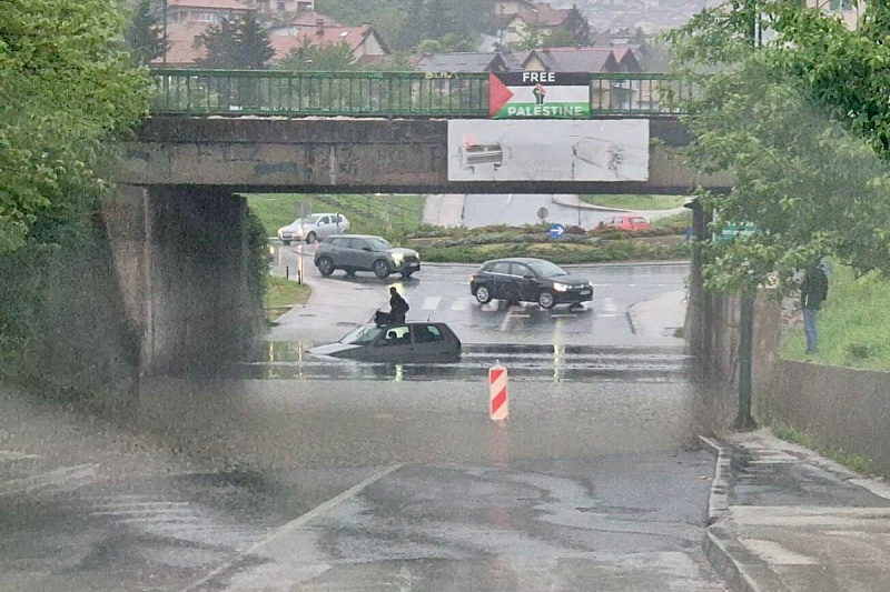 Poplavljen podvožnjak