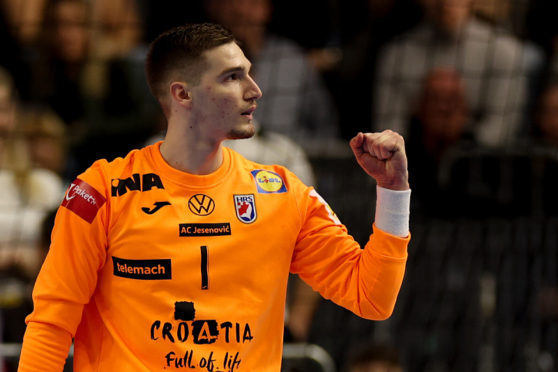 Dominik Kuzmanović (Foto: EPA-EFE)