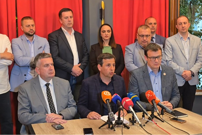 Opozicija iz RS-a održala sastanak u Trebinju (Screenshot: YouTube)