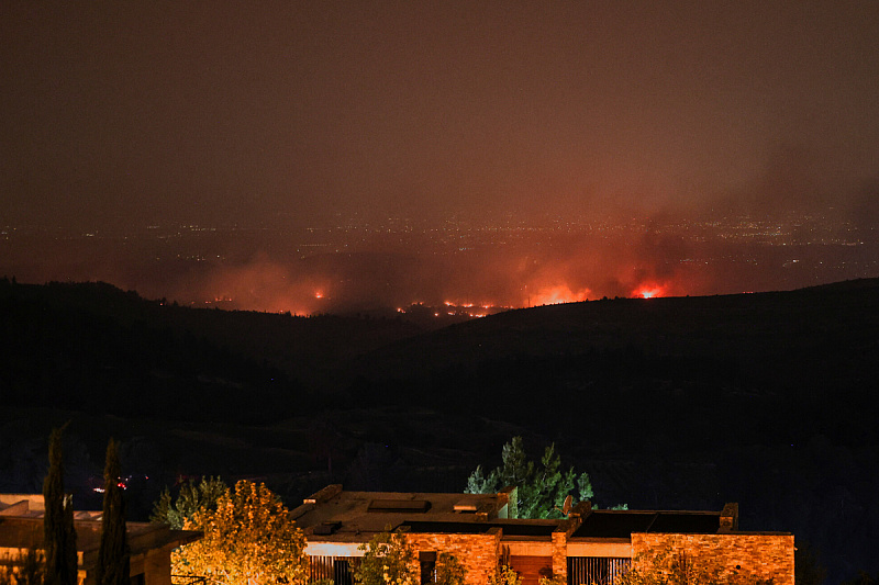 Najmanje 10 osoba povrijeđeno u požarima (Foto: Reuters)