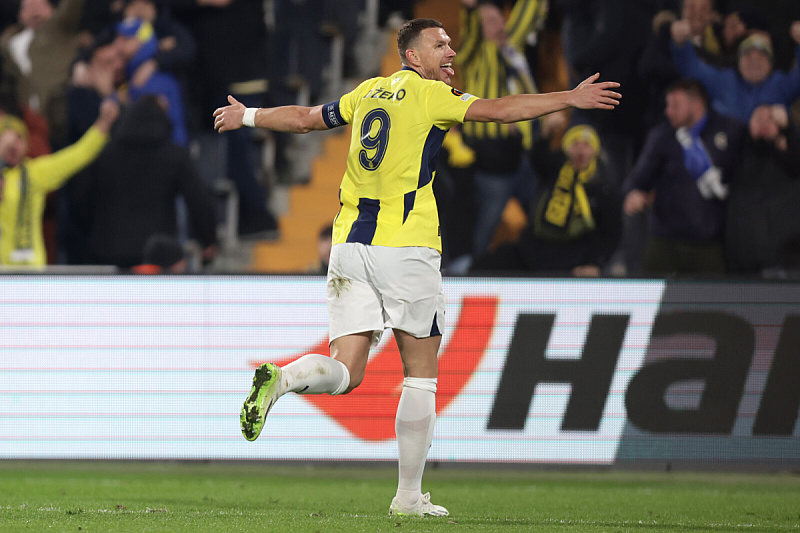 Edin Džeko bi se mogao vratiti u Italiju (Foto: EPA-EFE)