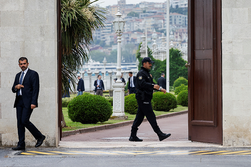 Istanbulska palata Dolmabahce gdje će se održavati pregovori između Rusije i Ukrajine (Foto: Reuters)