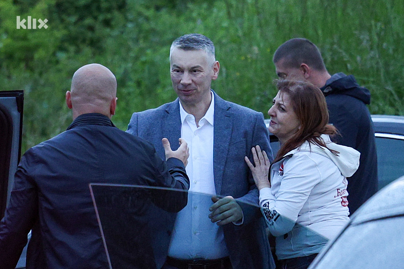 Nešić prilikom izlaska iz pritvora (Foto: I. L./Klix.ba)