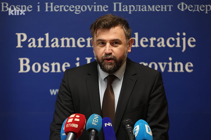 Dennis Gratz (Foto: FENA)