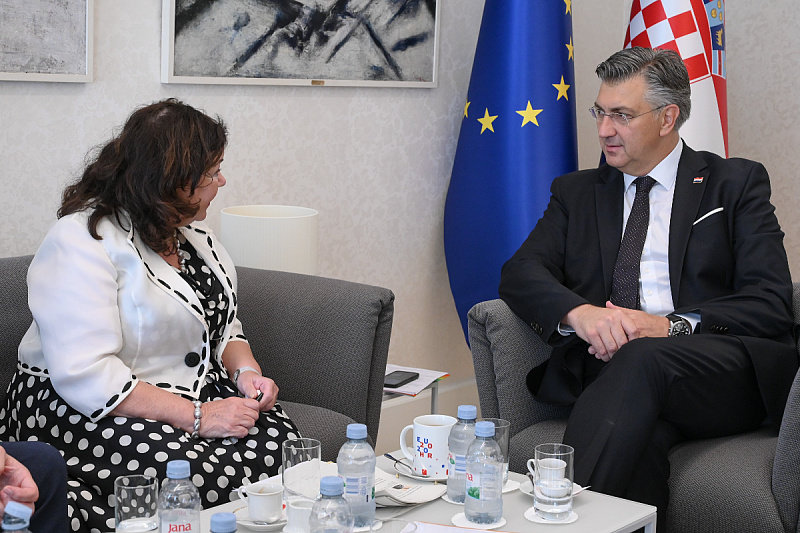 Karen Pierce i Andrej Plenković (Foto: X)