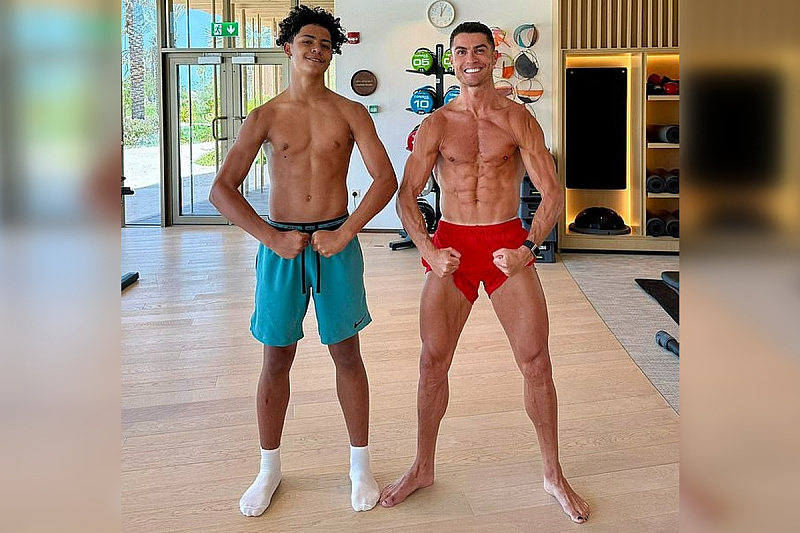 Ronaldo sa sinom za Dan očeva (Foto: Instagram)