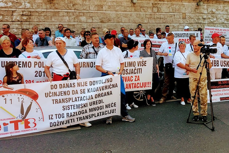 Jedan od ranijih protesta Udruženja dijaliziranih i transplantiranih bolesnika FBiH