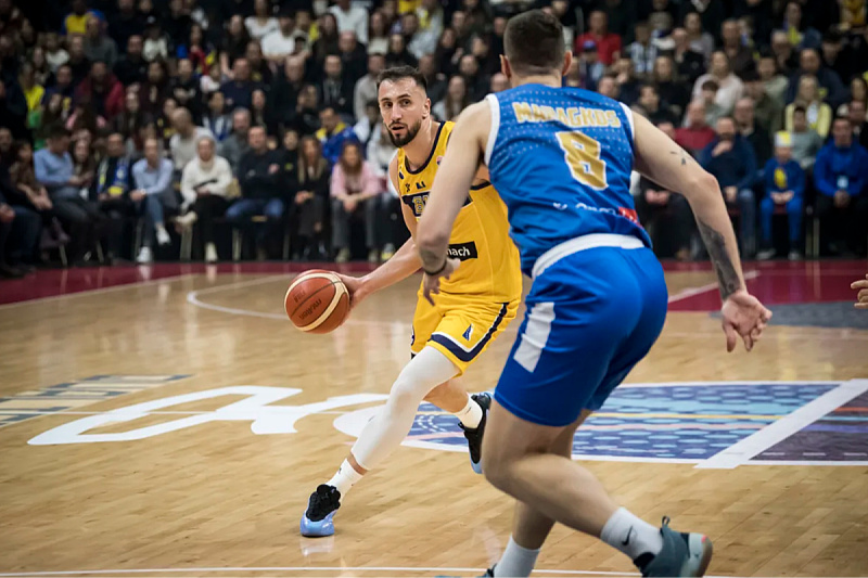 Atić u dresu reprezentacije BiH (Foto: FIBA)