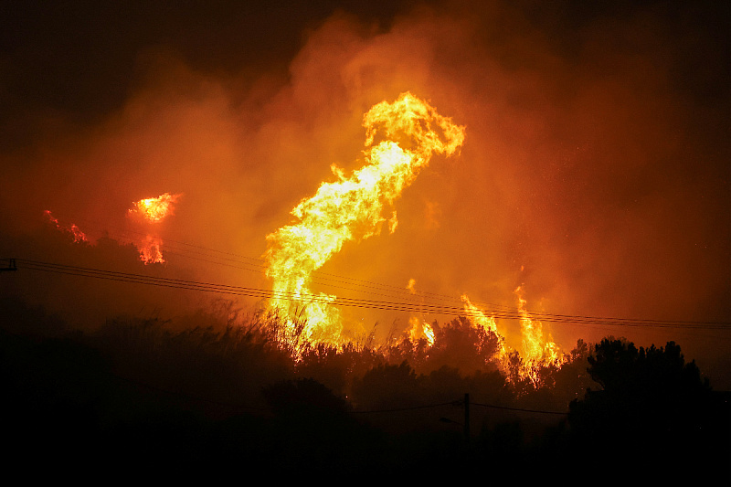 Požari u Grčkoj (Foto: Reuters)