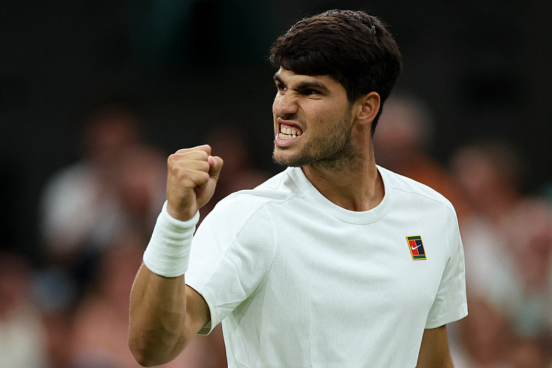 Alcaraz u četvrtfinalu Wimbledona (Foto: Reuters)