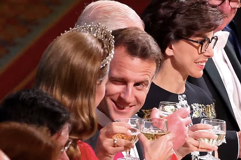 Emmanuel Macron i Kate Middleton (Foto: X)