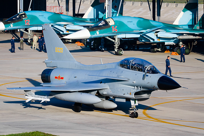 Chengdu J-10 (Foto: Wikicommons)