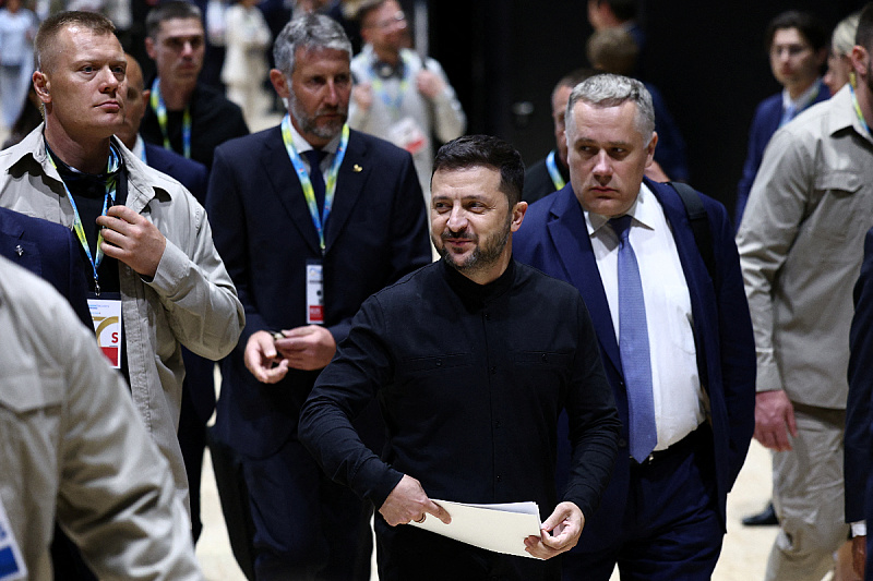 Dolazak Volodomira Zelenskog na jučerašnju konferenciju u Rimu (Foto: Reuters)