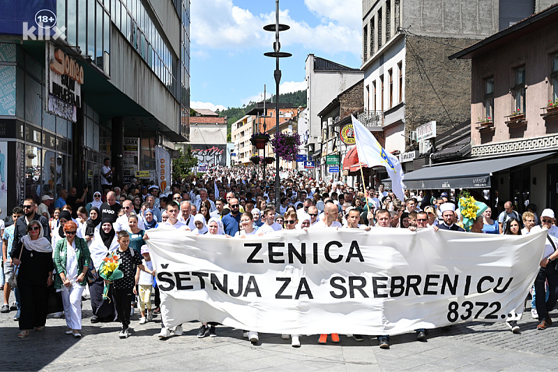 Detalj sa šetnje u Zenici (Foto: E. M./Klix.ba)