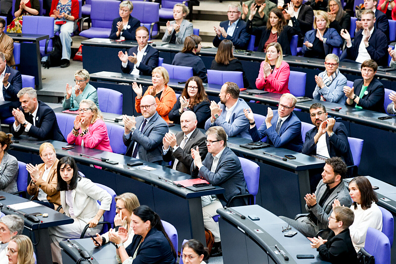 Zastupnici u Bundestagu odali počast žrtvama genocida u Srebrenici (Foto: EPA-EFE)