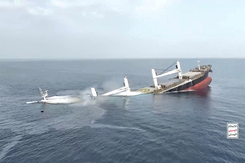 Napad na brod u Crvenom moru (Foto: Reuters)