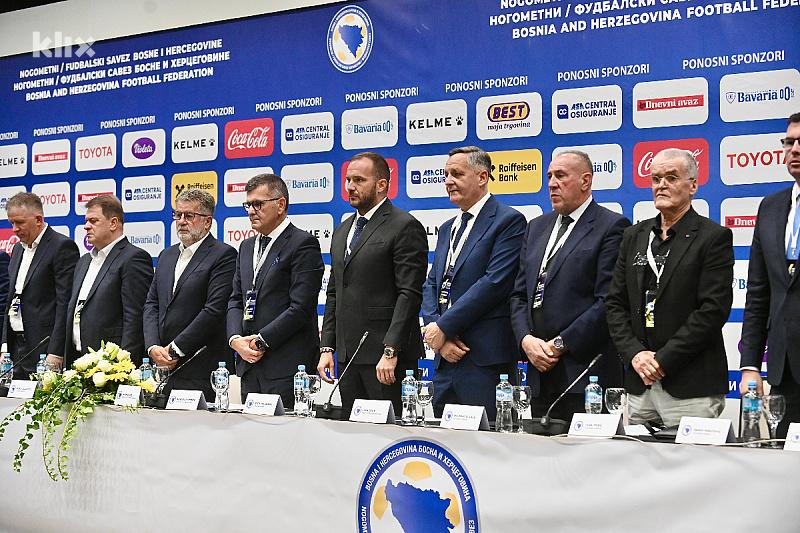 Sa današnje vanredne sjednice Skupštine NS BiH (Foto: T. S./Klix.ba)