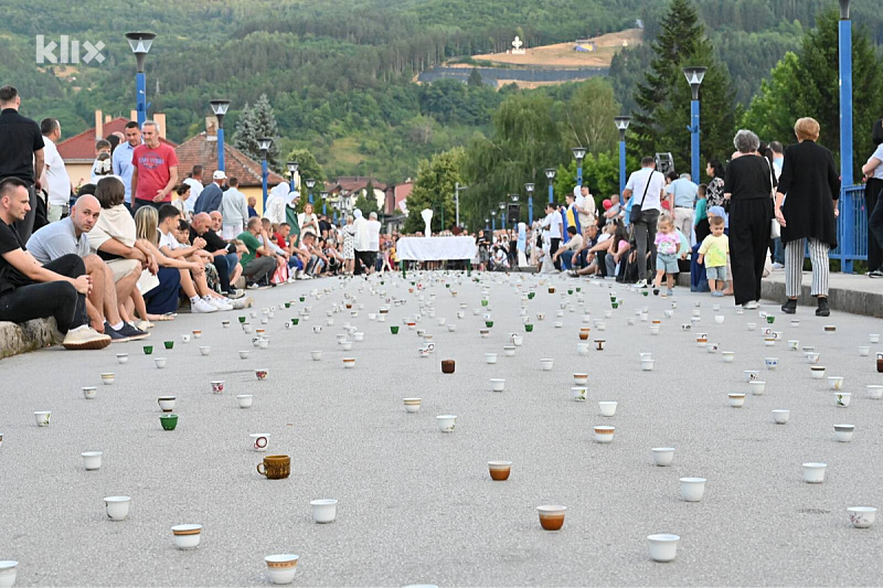 Performans "Nema te na kahvi"