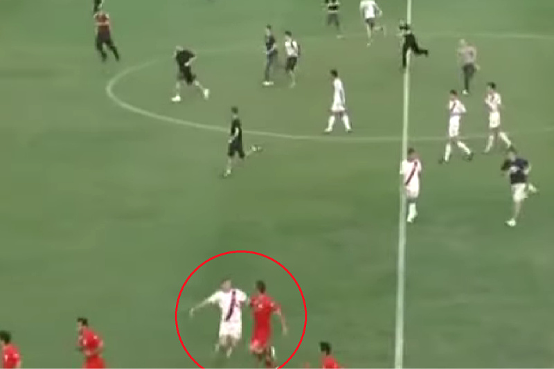 Mile Pehar je 2011. godine pokušao oboriti na tlo Tarika Cerića dok je bježao od huligana (Foto: Screenshot)