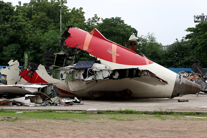 Olupine aviona Air Indije nakon pada (Foto: Reuters)