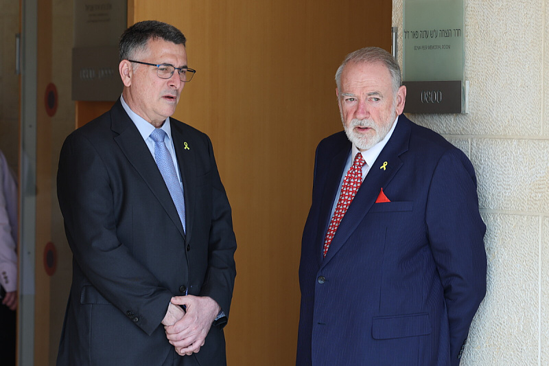 Gideon Sa'ar i Mike Huckabee (Foto: EPA-EFE)