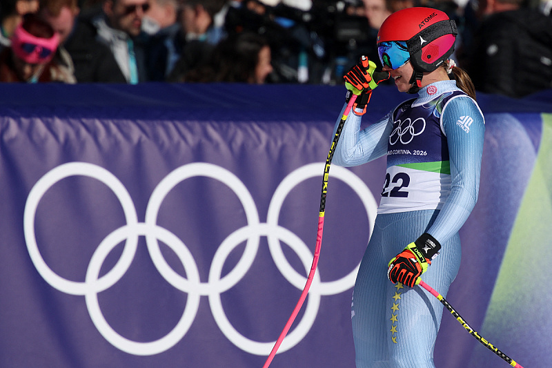 Uživo / Ženski spust na ZOI-u: Utrka privremeno prekinuta, helikopter stigao po Lindsey Vonn