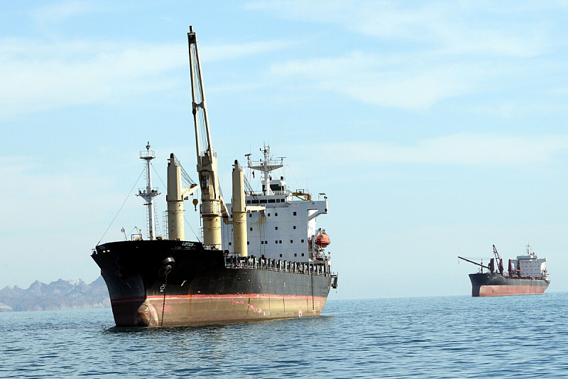 The United Kingdom has convened a meeting of 35 countries regarding the reopening of the Strait of Hormuz.