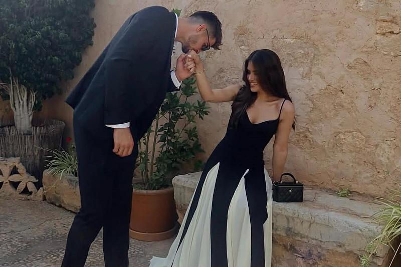 Who is Nikola Vasilj's wife: Self-effacing Sara does not use social media.