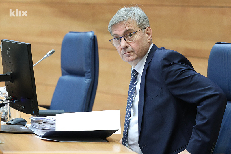 Zvizdic wrote to Schmidt about discrimination against Bosniaks in Herzegovina, calling the situation "apartheid."