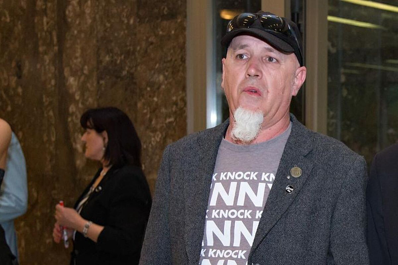 Longtime guitarist of the band Atomsko Sklonište, Ranko Svorcan, passed away at the age of 66.