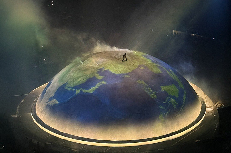 Kanye staged a spectacle at the stadium where Bosnia and Herzegovina will play in June: A stage shaped like planet Earth.