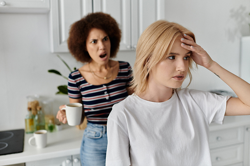 Do you have someone in your surroundings who drains you? Stress can cause you to age faster.