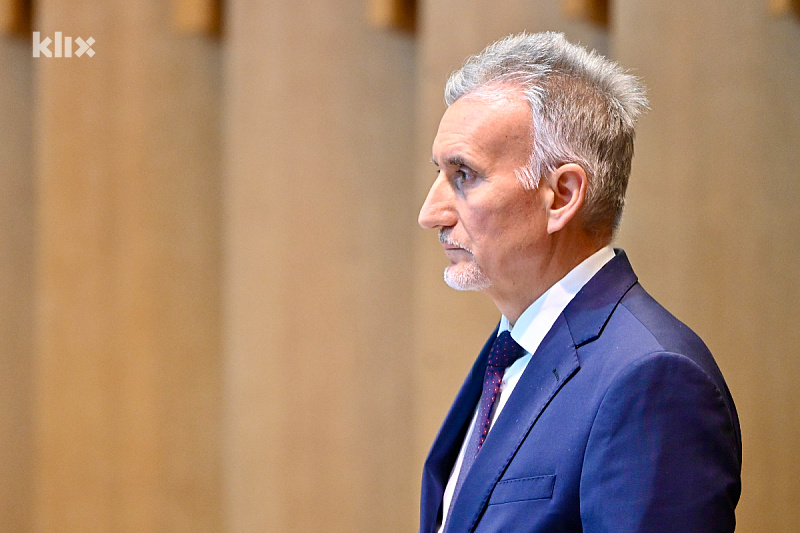 Ademović responded to Špirić: There was no conversation about convening a session of the House of Peoples.