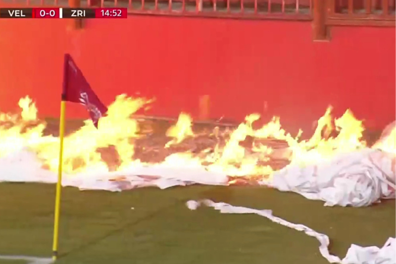 Firefighters intervened: Mostar derby briefly interrupted, fire in front of Velež fans