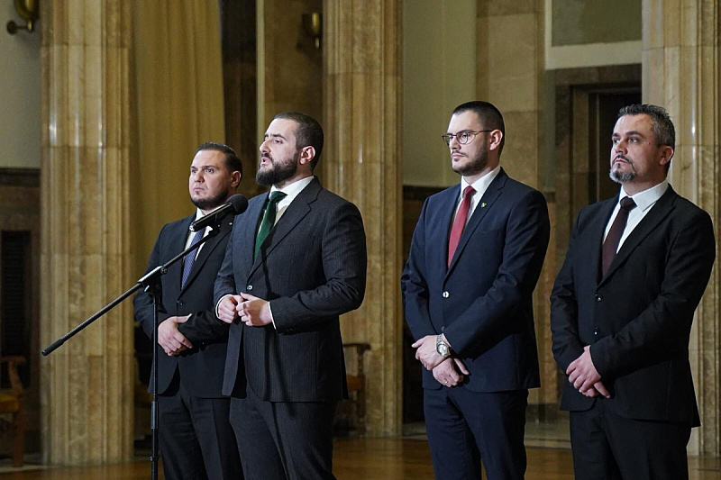 Usame Zukorlić asked Aleksandar Vučić to strengthen relations between Belgrade and Sarajevo.