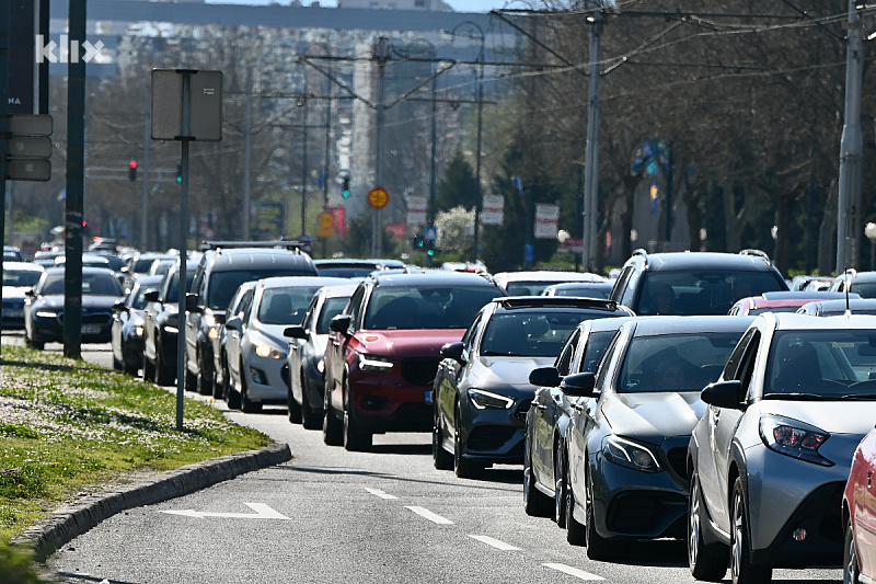 Major traffic jams on the first day of the weekend in Sarajevo, with cars at a standstill in some places.