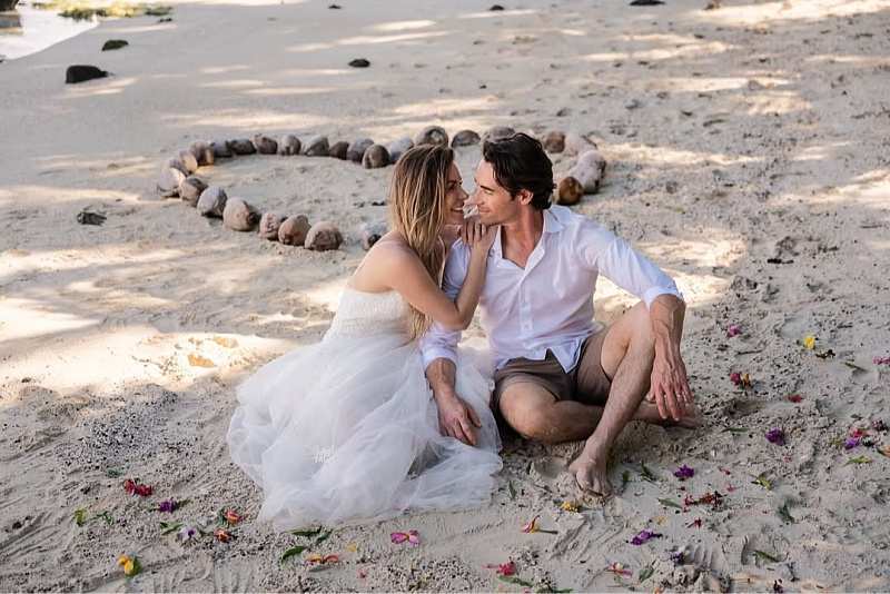 Hugh Hefner's widow married a Hawaiian entrepreneur: "We didn't want a big celebration"