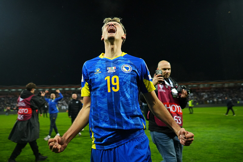 Milan interested in Bosnian talents, aiming to sign both Kerim Alajbegović and Esmir Bajraktarević.