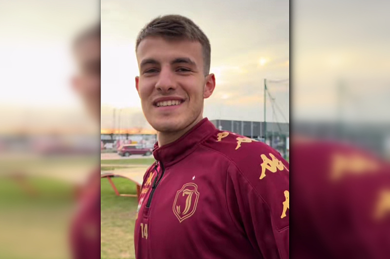 The police in Poland asked Sameda Baždara to continue the song by Dubioza kolektiv, see how he reacted.