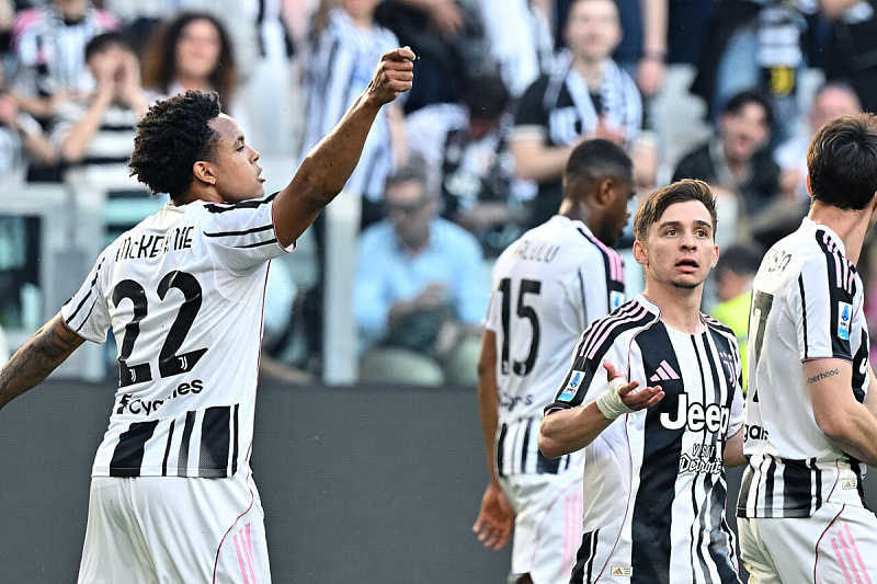 Juventus defeated Genoa and took advantage of Atletico's slip-up, a big battle for the Champions League awaits us.