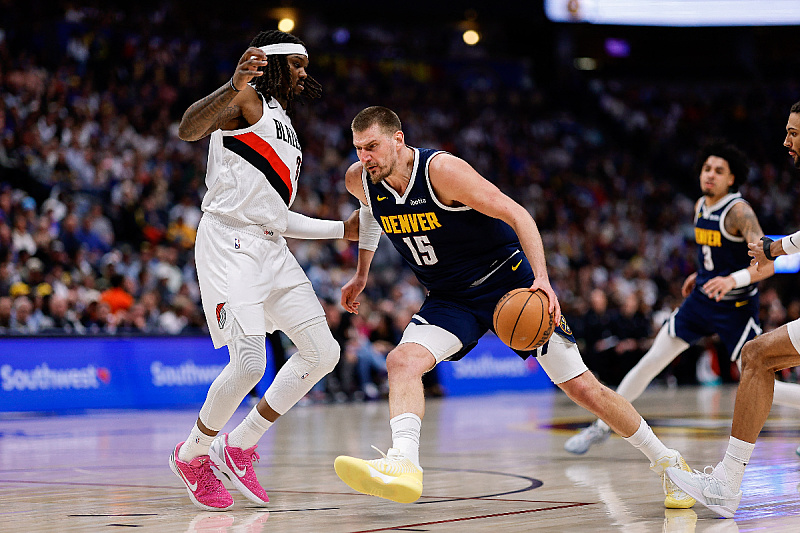 Jokić once again worked wonders on the court, Denver won after trailing by 18 points.