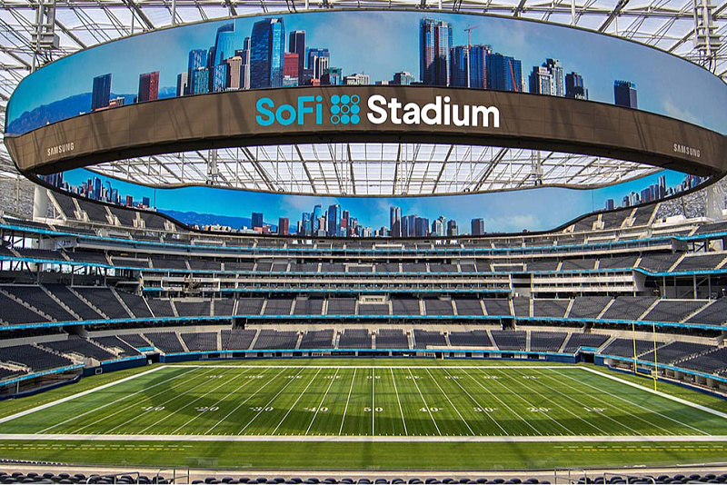 Problems at the stadium where the Dragons will also play, workers threaten strike due to Trump's agents.