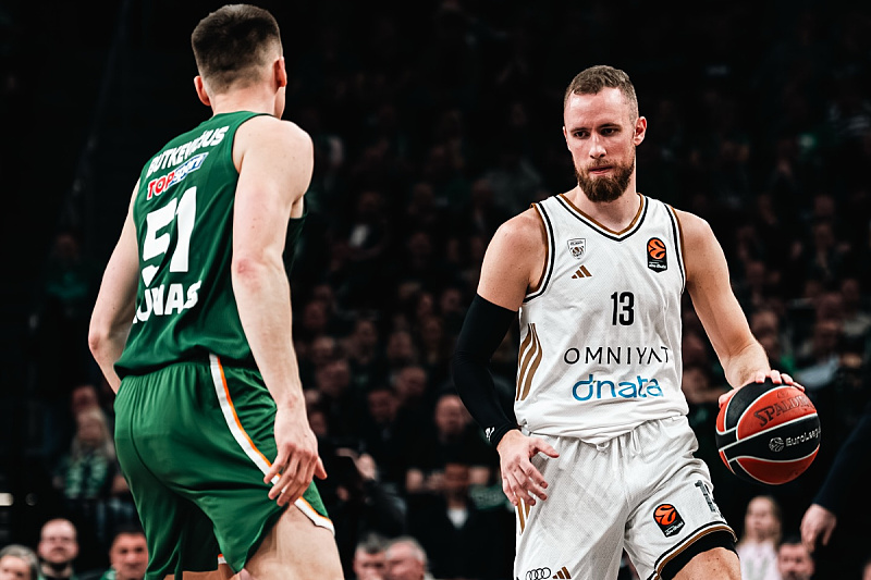 Dubai celebrated with a miraculous final quarter in Lithuania and remained in the race for a playoff spot.