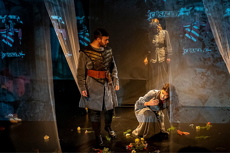 The performance "Stećakland" is on stage tonight at the Chamber Theater 55.