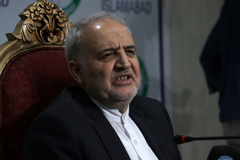 Iranians in the clinch, Americans on the board: Tehran confirms attendance at talks but deepens confusion.