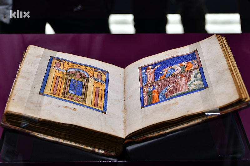 The Sarajevo Haggadah cannot be visited, the National Museum of Bosnia and Herzegovina states that it is due to technical difficulties.
