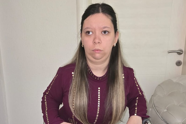 An appeal has been launched to help 25-year-old Samantha Galić, requiring 27,773 KM for independent steps.